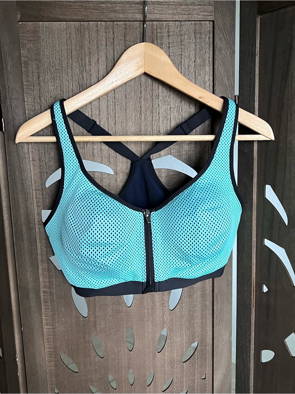 Victoria's Secret Sport Wireless Sports Bra Teal Women's 38D Front Zip Racerback